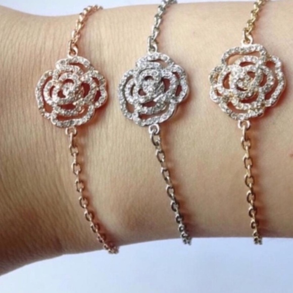 KATE SPADE • Gold Crystal Rose Pavè Bracelet - Picture 4 of 5